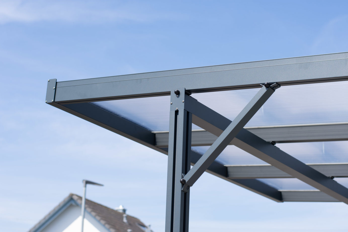 Gutta Premium Carport 5 1400x933 1